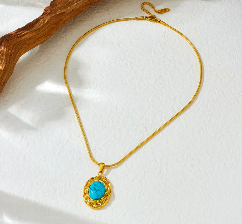 CONJUNTO  DOURADO COM PEDRA - IDEAL PARA PRESENTEAR