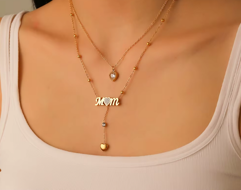 COLAR DOURADO MOM